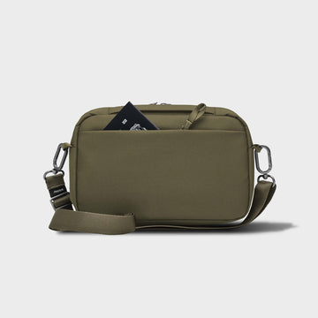 olive|RFID protected back pocket